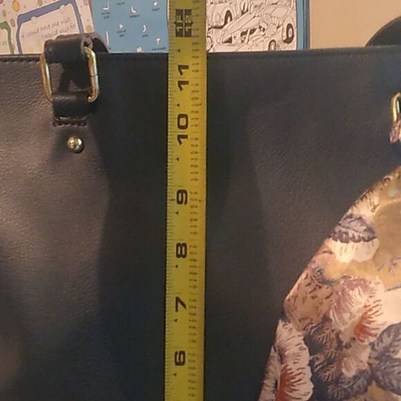 🎁 MAX STUDIO VEGAN FAUX LEATHER NAVY BLUE LARGE TOTE - Picture 8 of 10